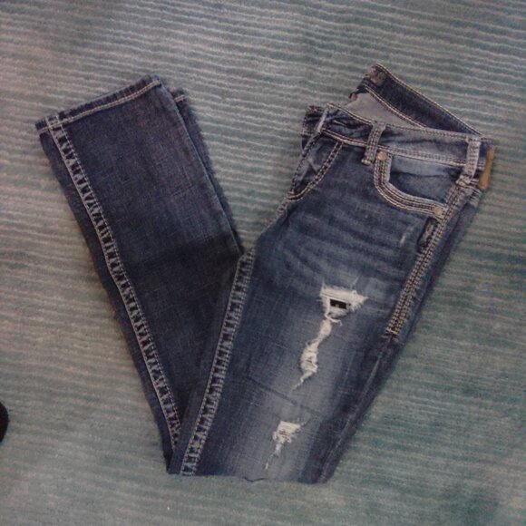 Silver Jeans - Picture 1 of 6